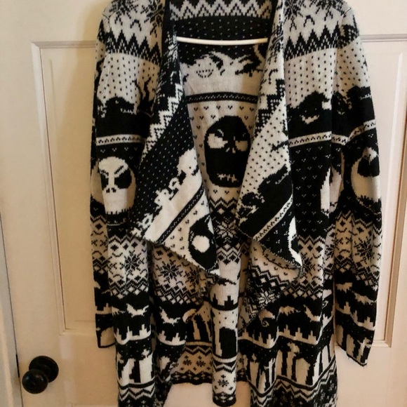 Black and White Patterned Women's Cardigan - Picture 1 of 5